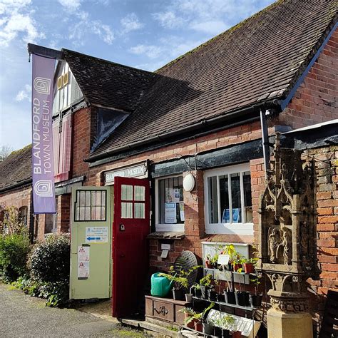 Blandford Forum Town Museum .